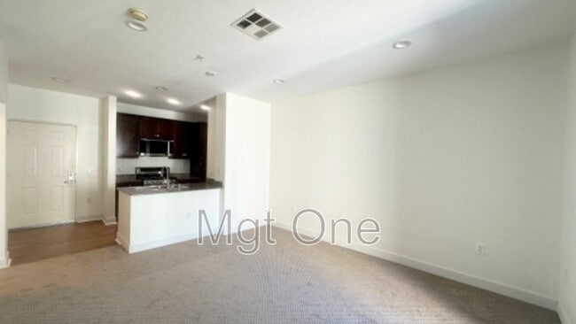 Building Photo - 2379 Scholarship