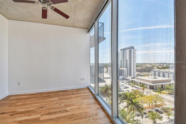 Building Photo - 777 N Ashley Dr