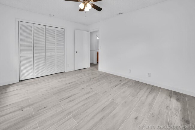 Building Photo - 7619 Silver Woods Ct