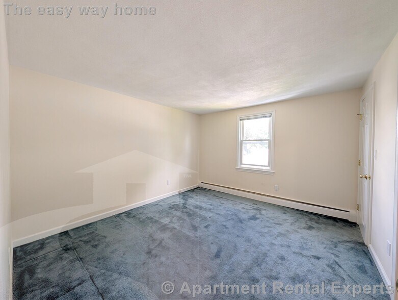 Building Photo - 7 Patrick St