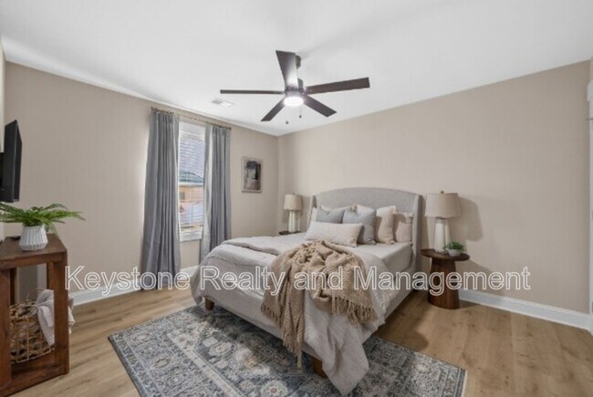 Building Photo - 602 Dahila Way