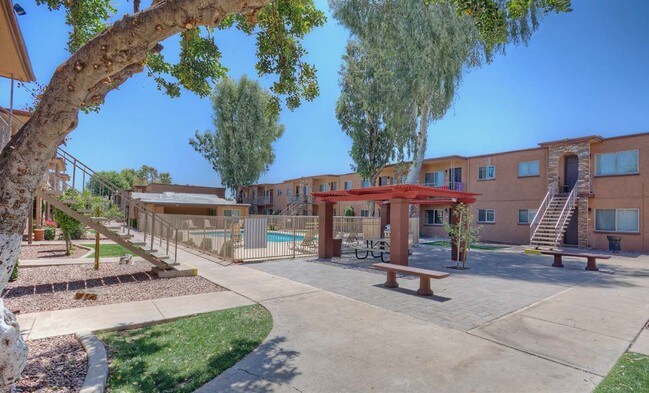 Mesa Ridge Mesa, AZ Apartment Finder