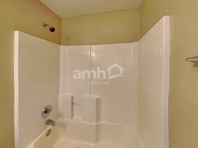 Building Photo - 1204 Mt McKinley Ct