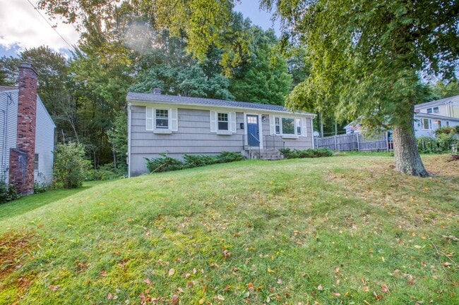 Building Photo - 171 Newell Ave