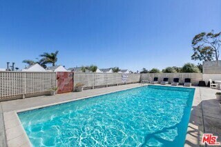 Building Photo - 28711 California 1 Apt #7, Malibu, CA 90265 - 2 BR 2 BA house