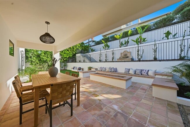 Building Photo - Completely Remodeled, Custom 4BR3.5BA Hilltop Home w/ Incredible Panoramic Ocean/Whitewater/Coast...