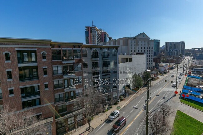 Building Photo - 1803 Broadway
