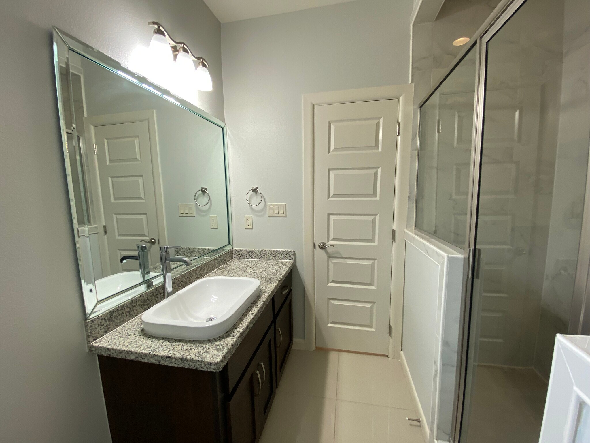 Building Photo - 904 E Myrtle Beach Ave