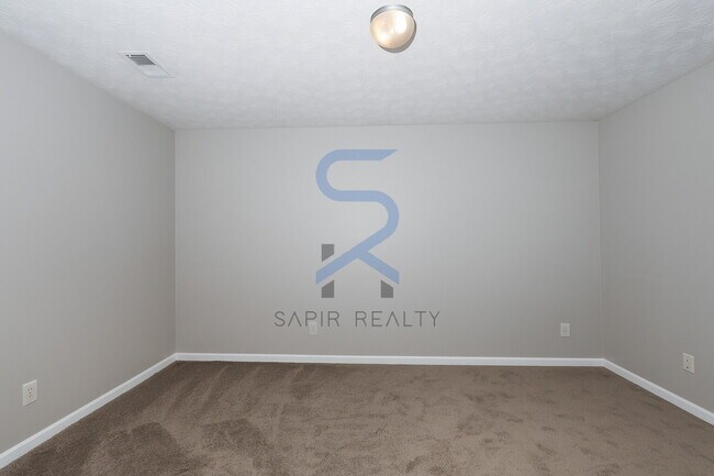 Building Photo - 655 Belle Grove Dr