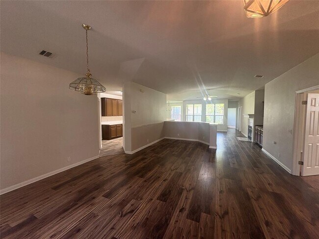 Building Photo - 1804 Todd Ln