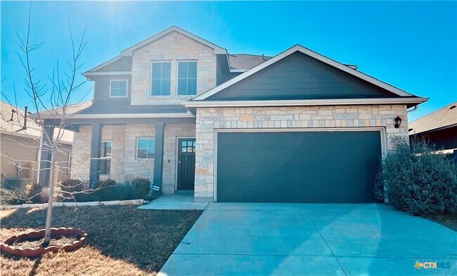 Building Photo - 533 Summersweet Rd