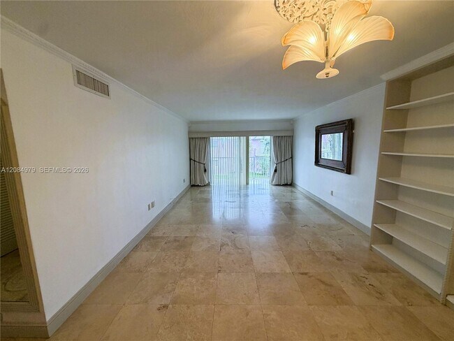 Building Photo - 7550 SW 82nd St