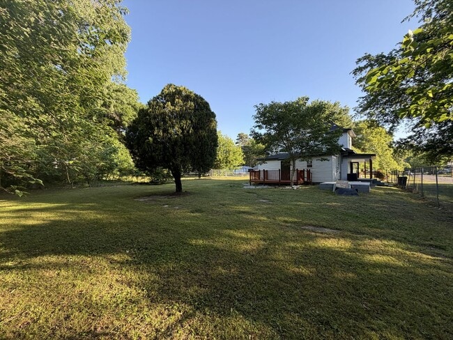 Building Photo - For Rent in Muskogee!