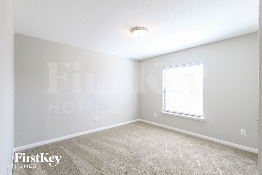 Building Photo - 4122 Perch Dr