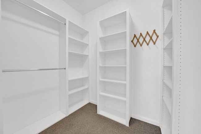 Building Photo - 133 Wentworth Ct