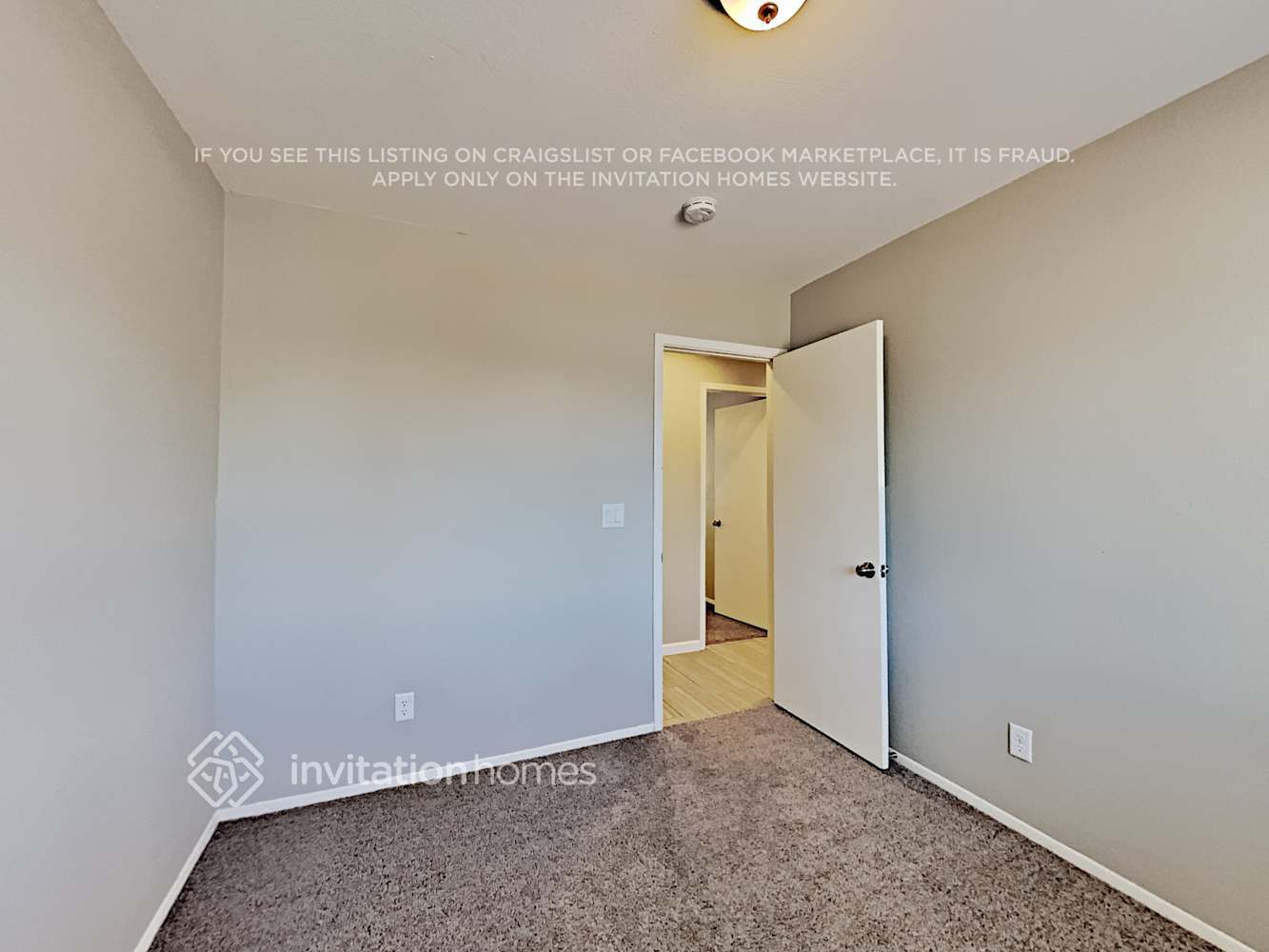 Building Photo - 3407 E Anderson Dr