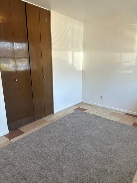 Building Photo - 755 NW 5th St