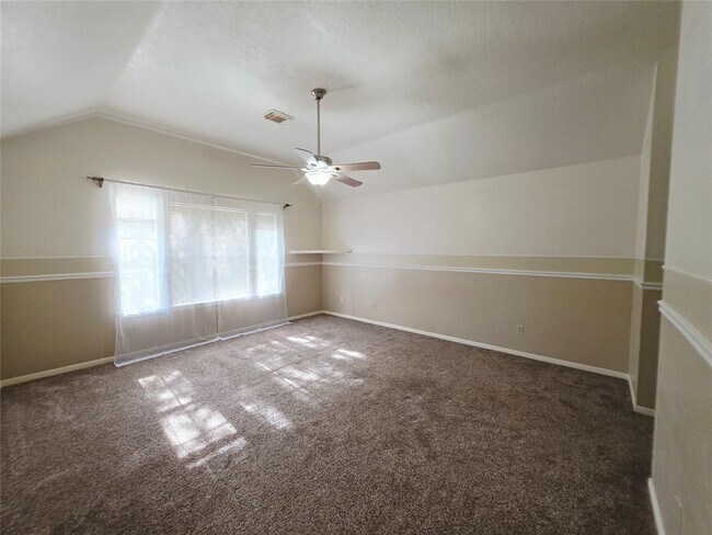 Building Photo - 10306 Jockey Club Dr