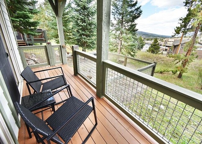 Building Photo - Summer Seasonal Rental- 734 Rocky Point Townhomes