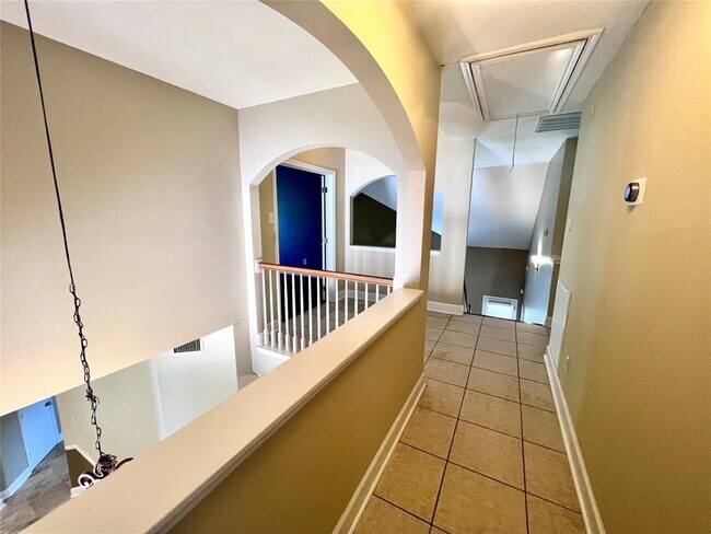 Building Photo - 16902 Sandy Reef Ct