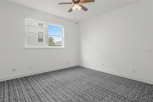 Building Photo - 628 3rd Ave S