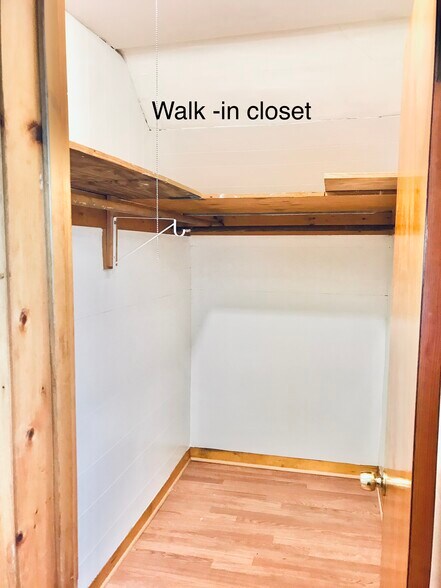 Building Photo - 2659 W Armitage Ave