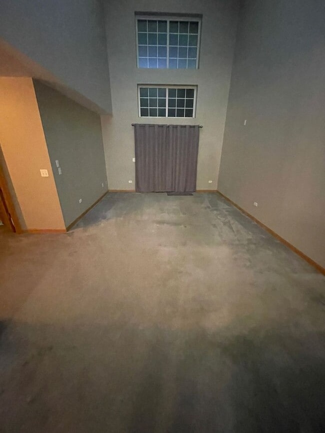 Building Photo - 2424 Wilton Ln