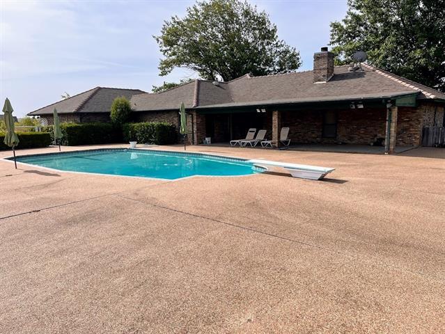 Building Photo - 203 FM 1187