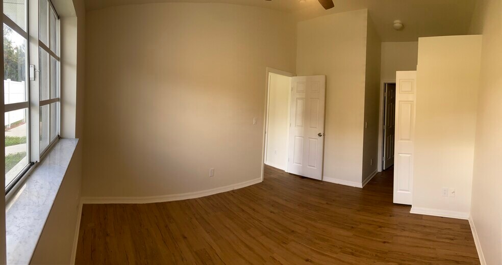 Building Photo - 4605 28th St SW