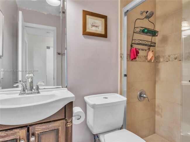 Building Photo - 15851 SW 108th Ave