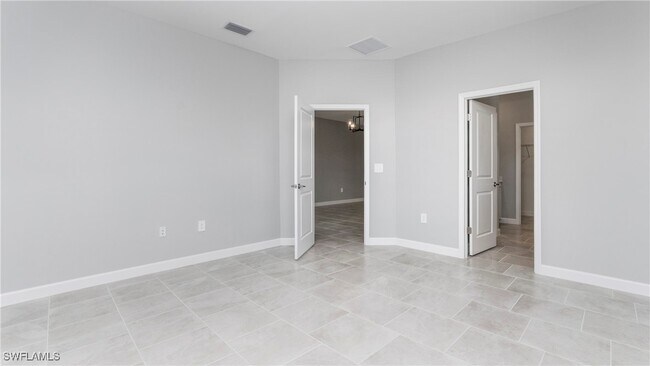 Building Photo - 19564 Hinkley Dr