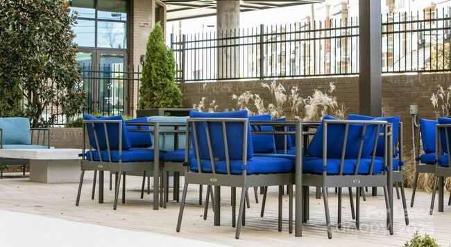 Building Photo - 145 New Bern St