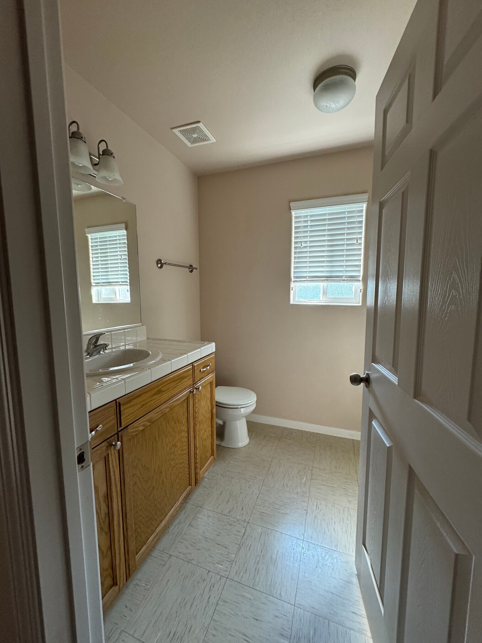 Building Photo - 2301 N Vickie Ct