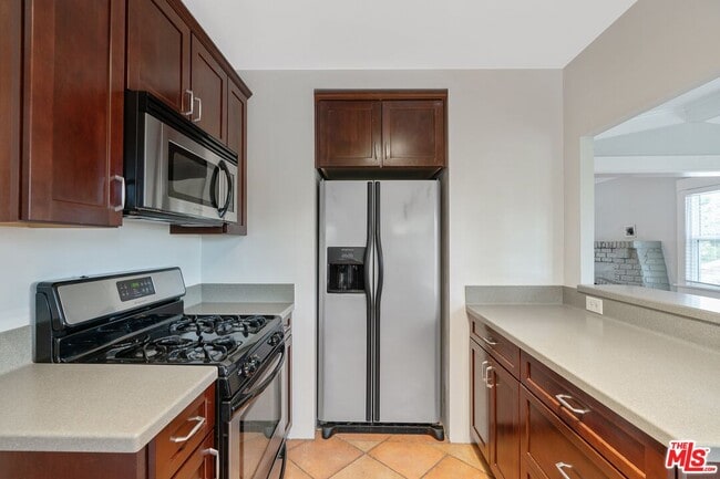 Building Photo - 6163 Strickland Ave