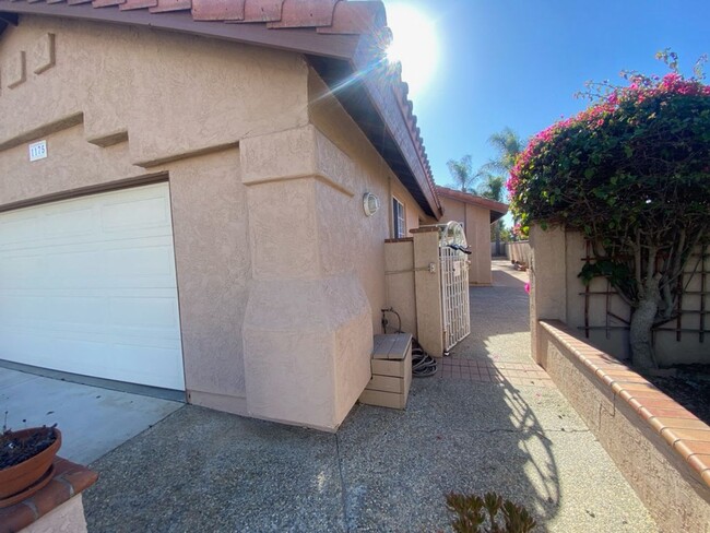 Building Photo - Beautiful 3BR/2Bath home in San Marcos San...