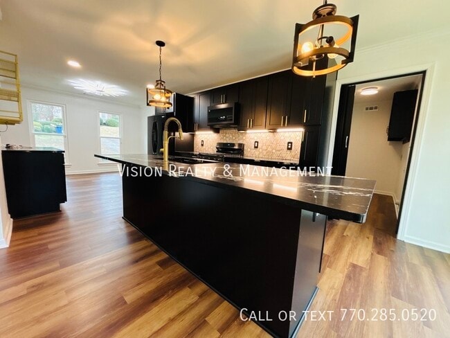 Building Photo - 2821 Briarvale Ct SE