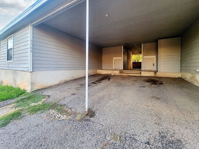 Building Photo - Horseshoe Cir, 1760