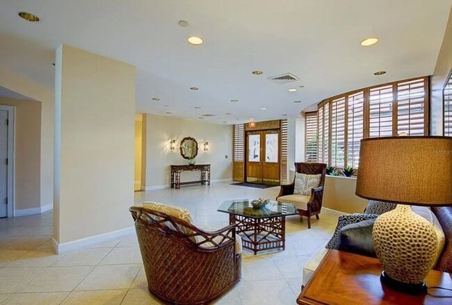 Building Photo - Newly Renovated Beachfront Condo with Stun...