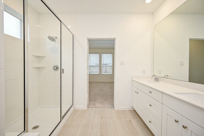 Building Photo - 6427 Seafoam Lake Dr