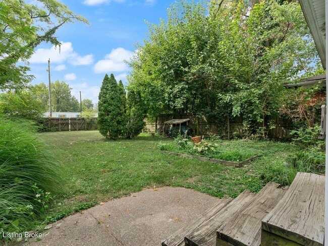 Building Photo - 1406 Walter Ave