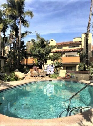 Building Photo - 2b/2b Resort-Style Camarillo, Ponderosa Creek Condo