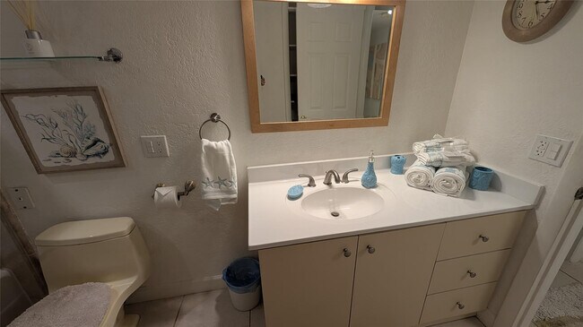 Building Photo - 1501 S Ocean Dr