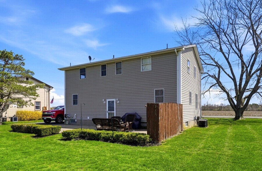 Building Photo - 6632 Errick Rd
