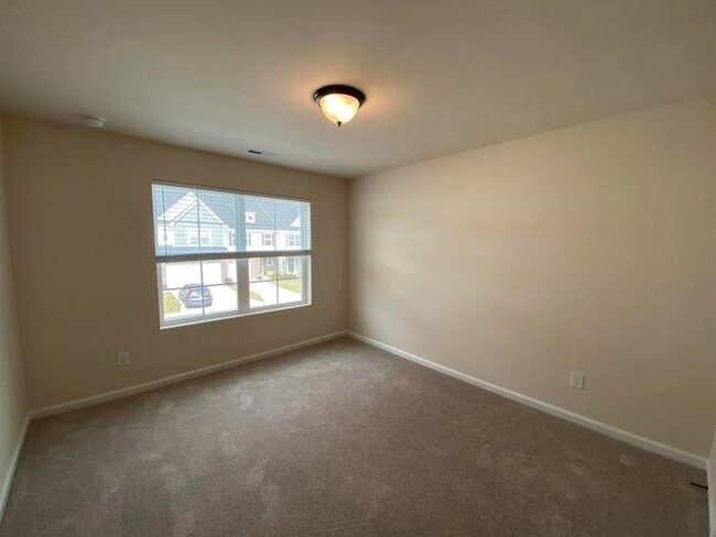 Building Photo - 1344 Southpoint Trail