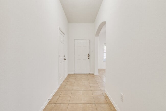 Building Photo - 3426 Lily Ranch Dr