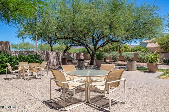 Building Photo - 9735 N 118th Way