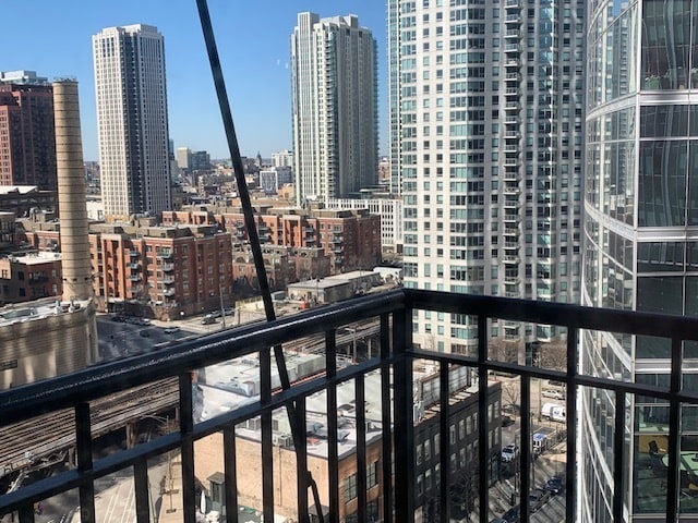 Building Photo - 165 N Canal St