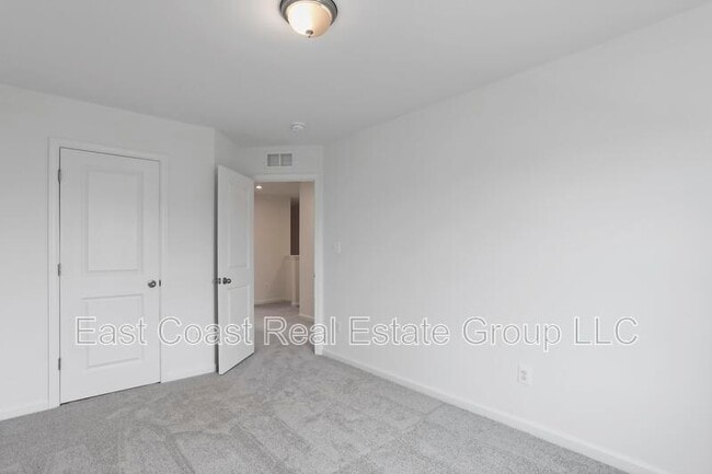 Building Photo - 508 Tracy Wy