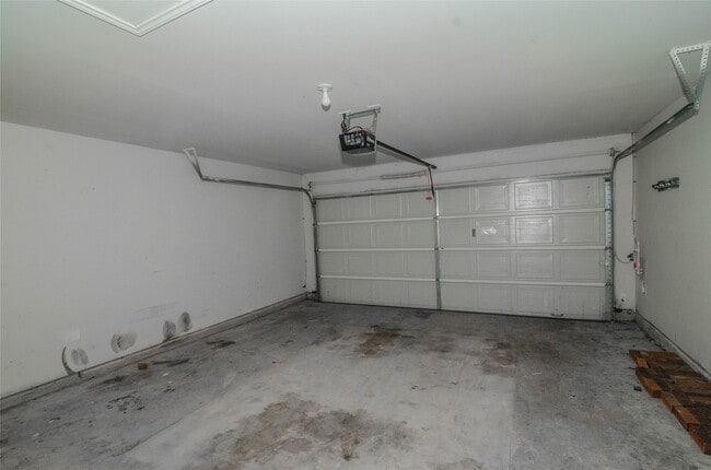 Building Photo - 15335 Hope Shadow Ct