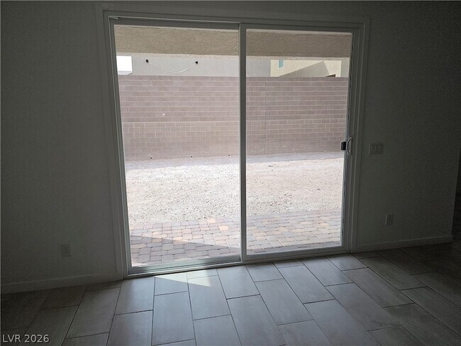 Building Photo - 6851 Gaslamp Hbr Ave